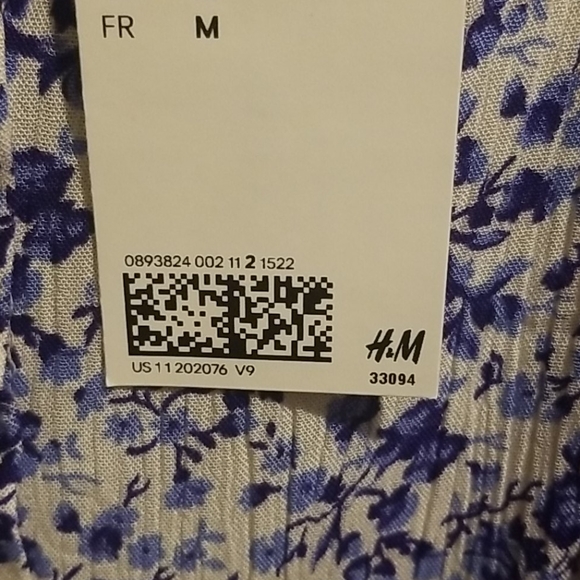 Top - Picture 2 of 2